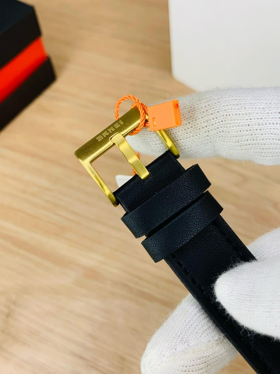 Skmei – 1652 (Strap) – Multifunctional Waterproof – Gold/White-Leather