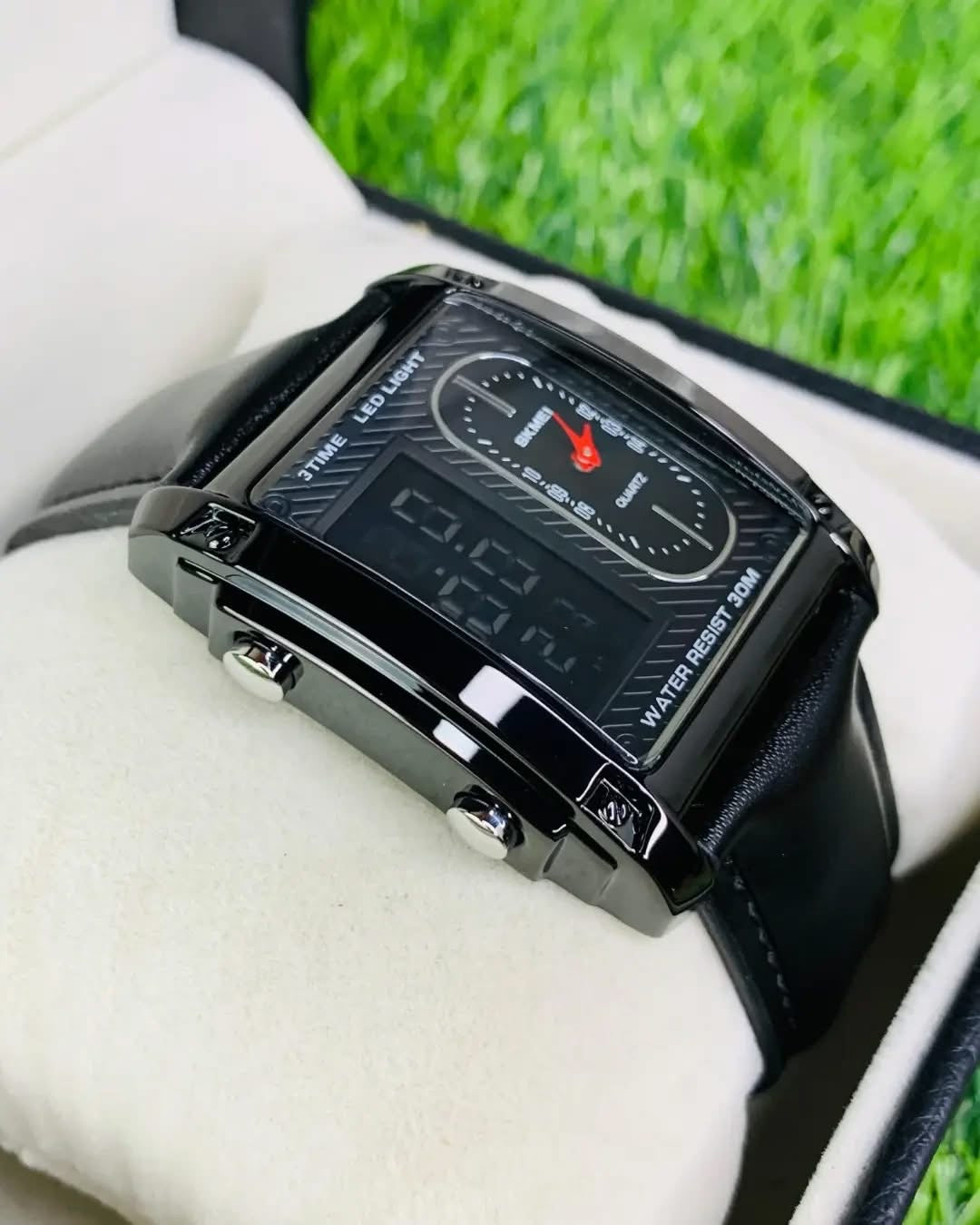 SKMEI 1868 Mens Watch