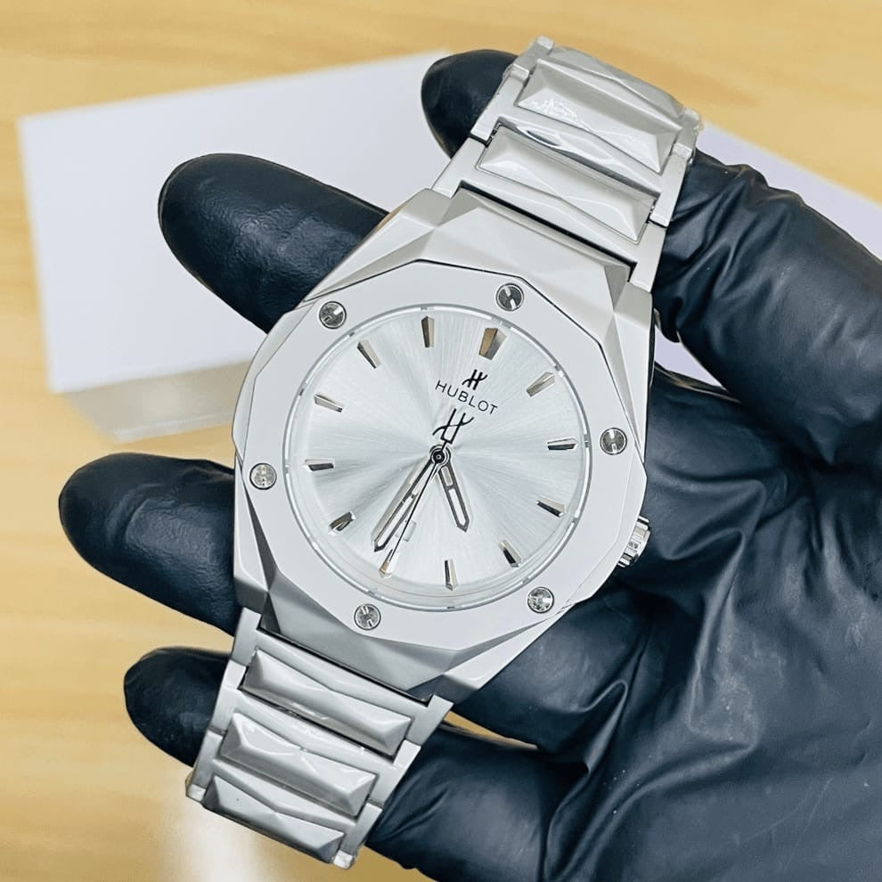 HB Premium Watch - Luxury Diamond Cut Chain - Silver Dial