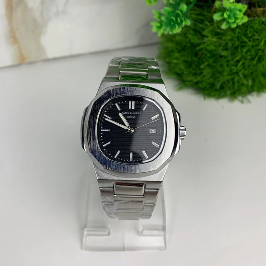 PP Nautilas Black Dial